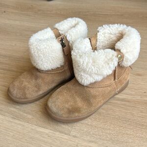 Girls Ramona UGGs